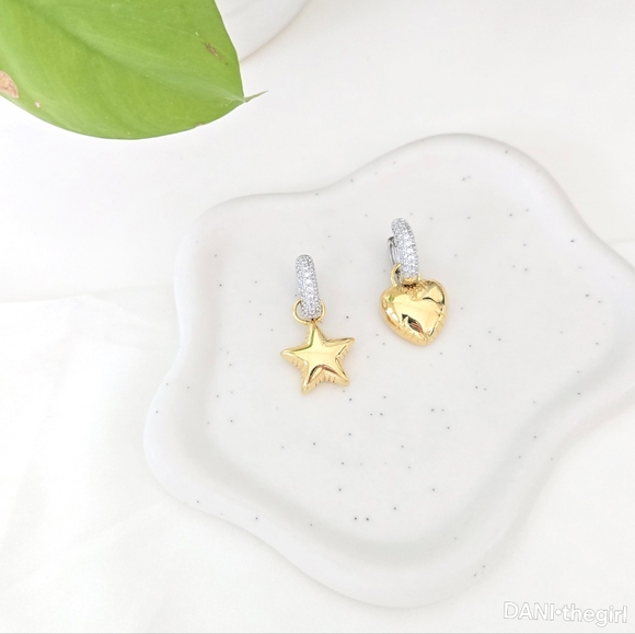 NEW 2-in-1 Two-Tone Balloon Heart & Star CZ Diamond Huggie Hoop Earrings - Picture 4 of 7